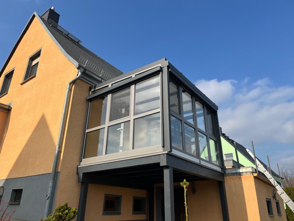 Wohnwintergarten 1. Etage mit Raffstore